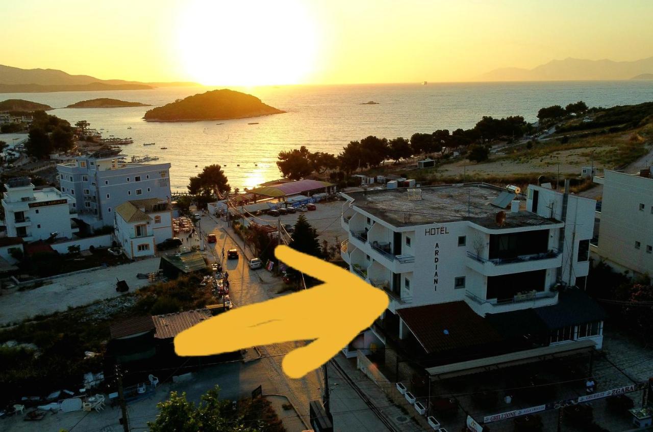Hotel Ardiani クサミル エクステリア 写真